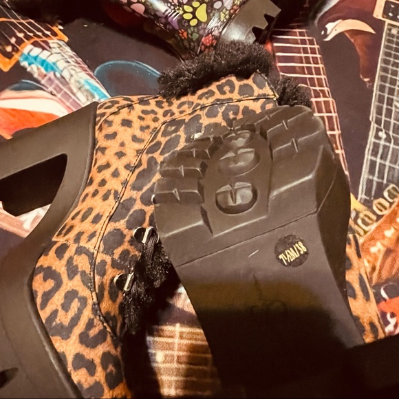SALE!!! 🐅Fabulous Jessica Simpson Leopard Fur Top Heeled Combat Booties! - Picture 14 of 16